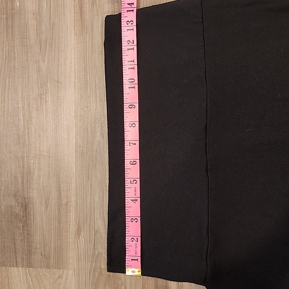 Small Skirt - Picture 2 of 2